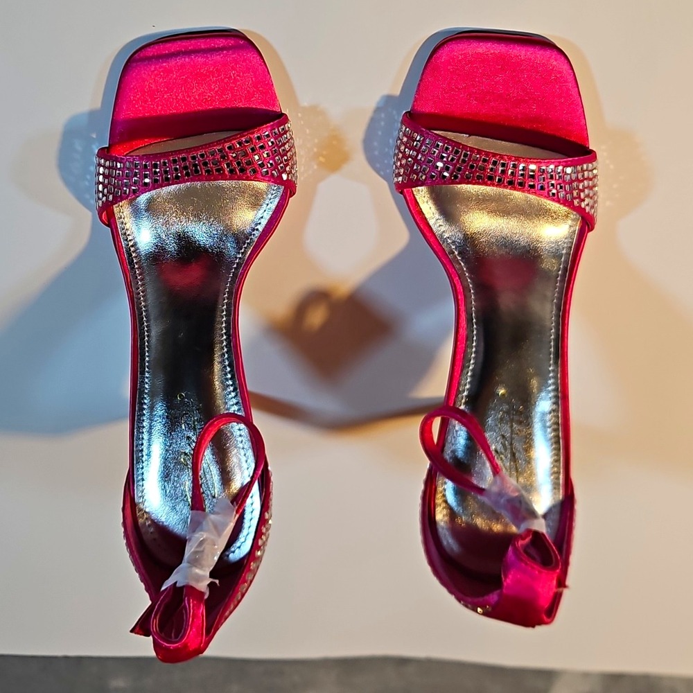 Cathy Din Fuchsia Satin Strappy Square Toe Heel Rhinestone Ankle Strap 7.5